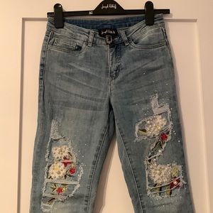 ✨Host Pick ✨ Beautiful JR jeans in great condition. Never worn.